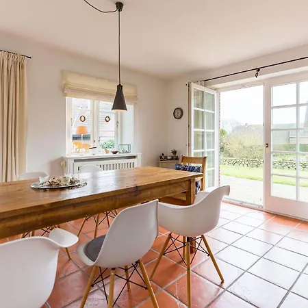 Holiday home Haus Traumstrasse